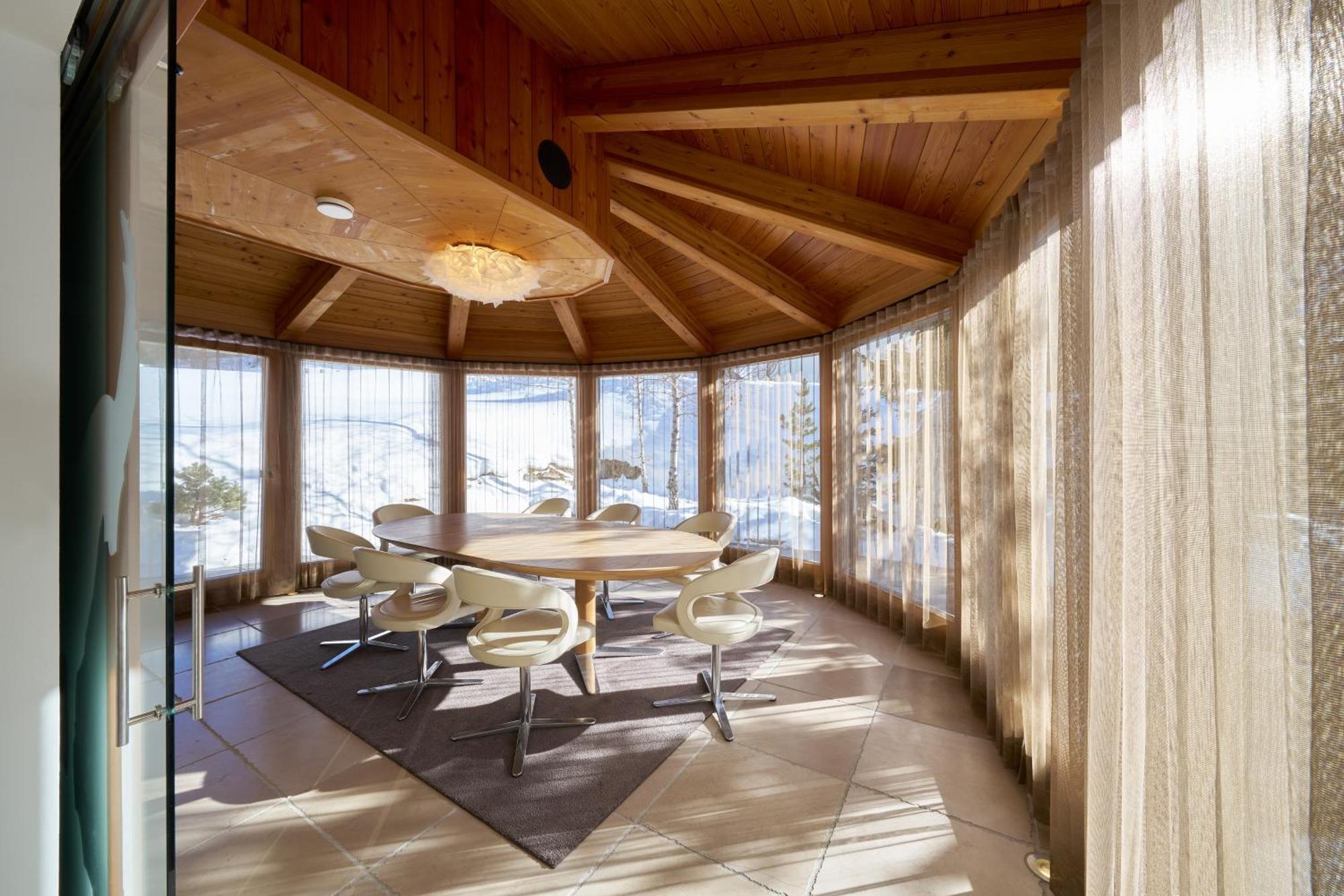 Grischuna Mountain Lodge Самнаун Екстериор снимка