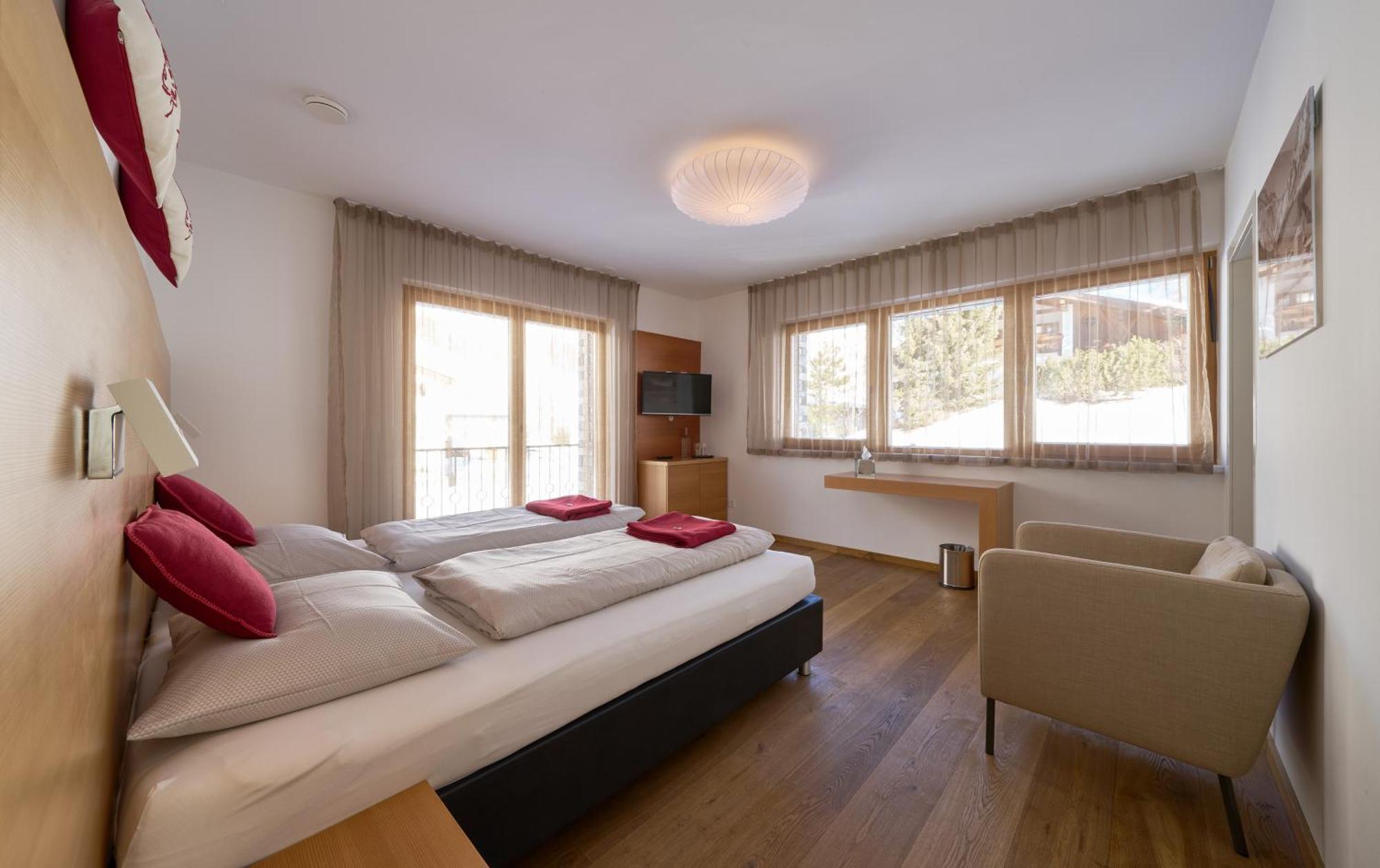 Grischuna Mountain Lodge Самнаун Екстериор снимка